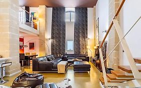 Artqhost Jerez Huge Loft & Free Parking