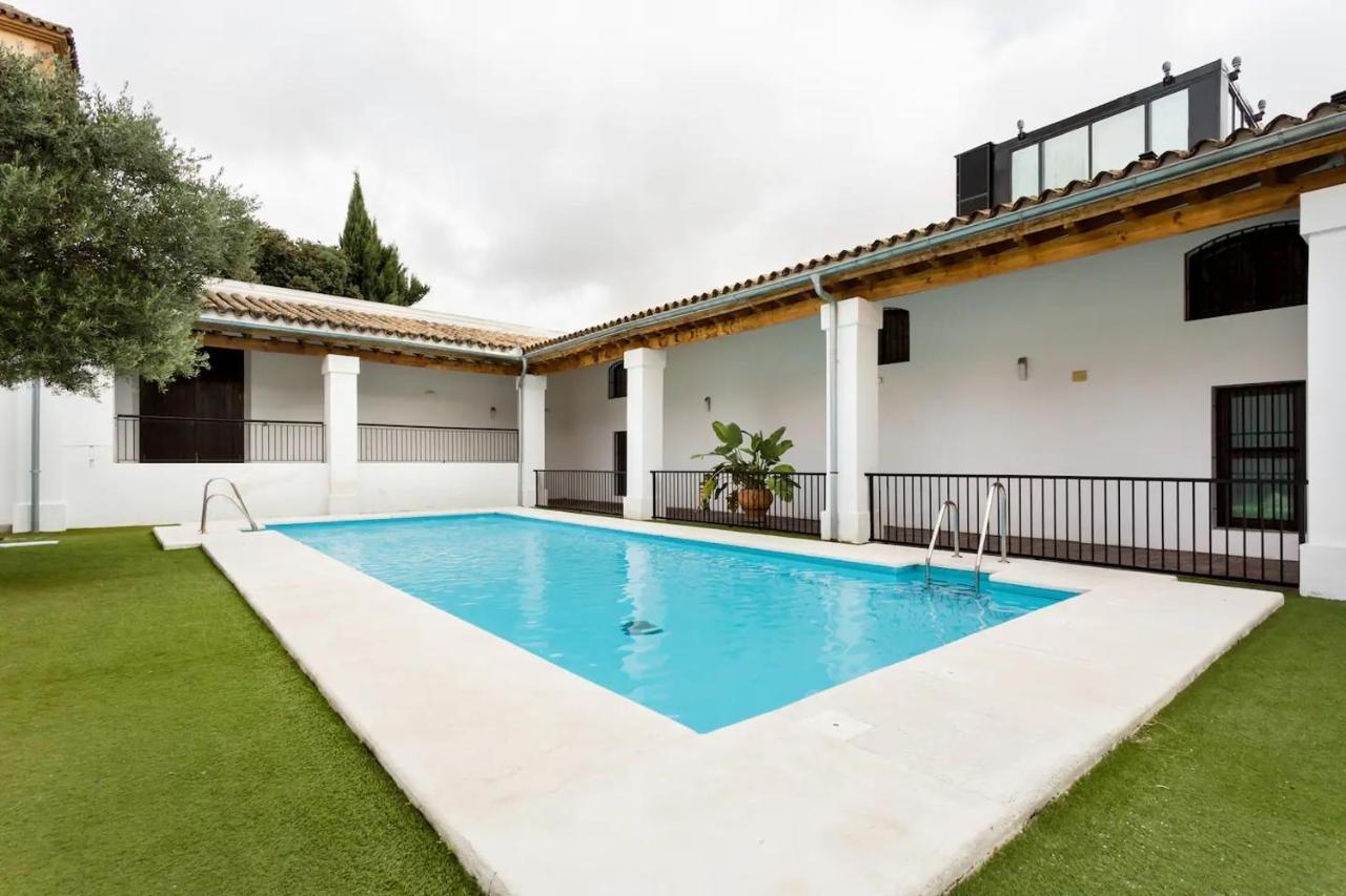 Artqhost Jerez Huge Loft & Free Parking Appartement Jerez de la Frontera Buitenkant foto