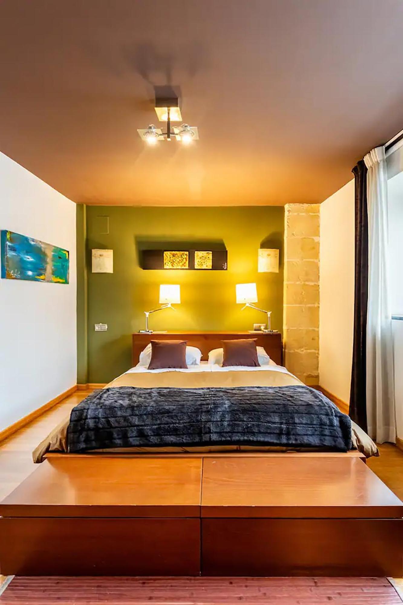 Artqhost Jerez Huge Loft & Free Parking Appartement Jerez de la Frontera Buitenkant foto