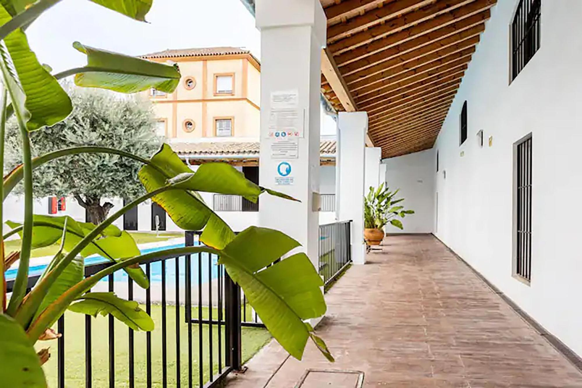 Artqhost Jerez Huge Loft & Free Parking Appartement Jerez de la Frontera Buitenkant foto