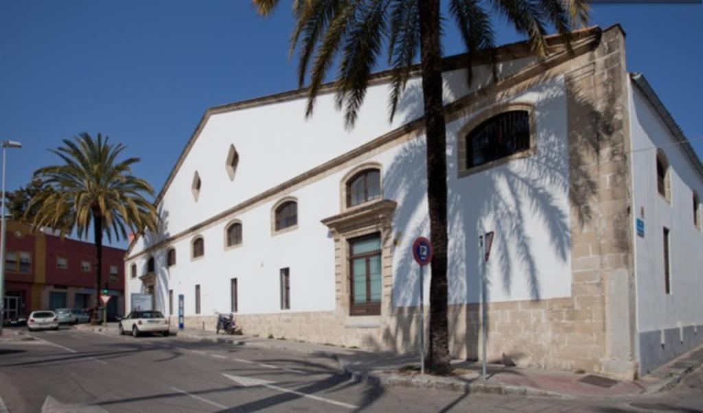Artqhost Jerez Huge Loft & Free Parking Appartement Jerez de la Frontera Buitenkant foto